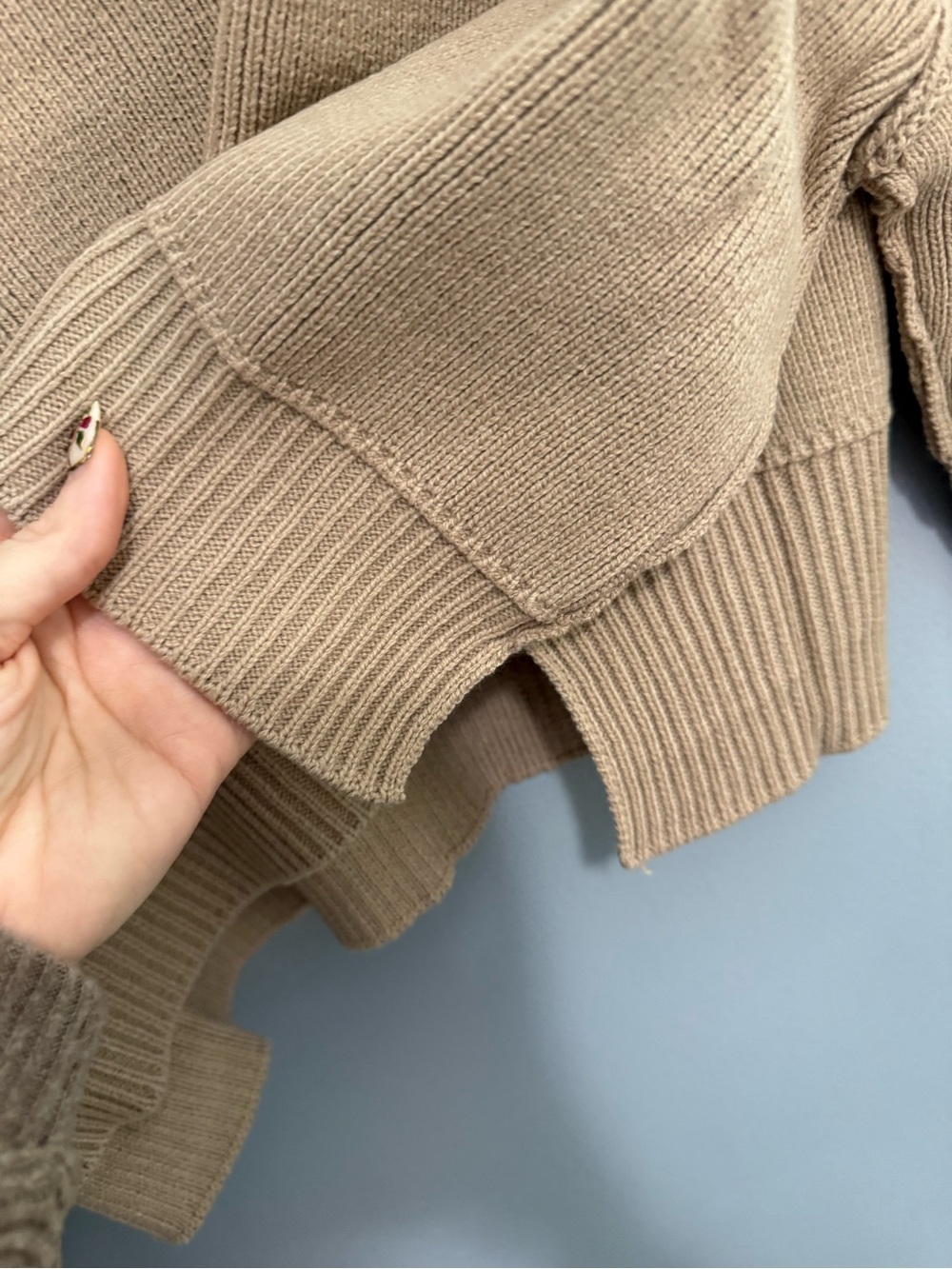Zenana Oversized LT Mocha Mock Neck Cropped Sweater Exposed Seam Hi Low CC08 - Picture 4 of 6